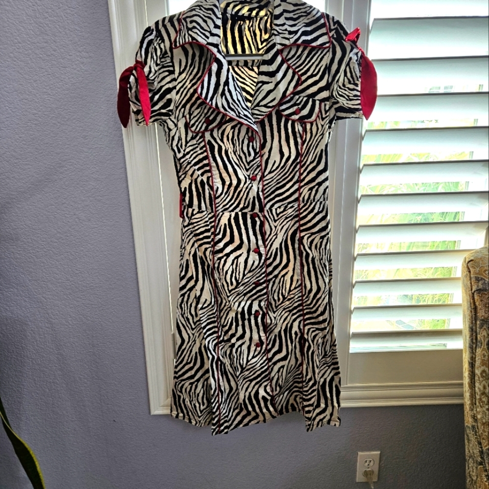 Snap vintage dress size 11 juniors
